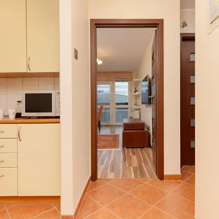 Appartamento Bright & Cozy In The City Center By Renters Varsavia